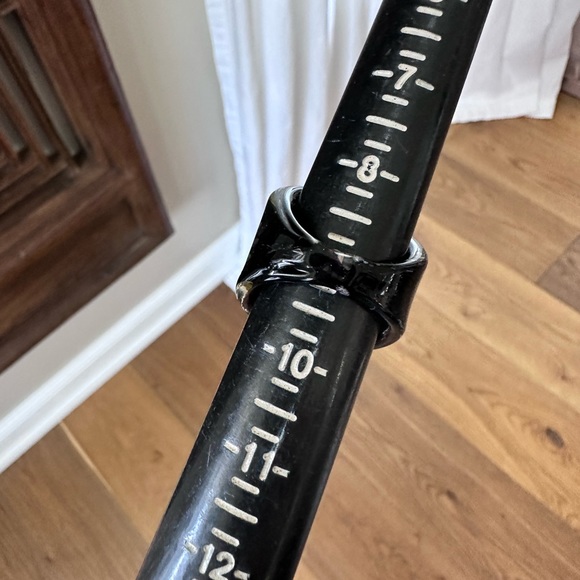 Green and Black Glass Swirl Ring, Size 9 - Picture 10 of 12